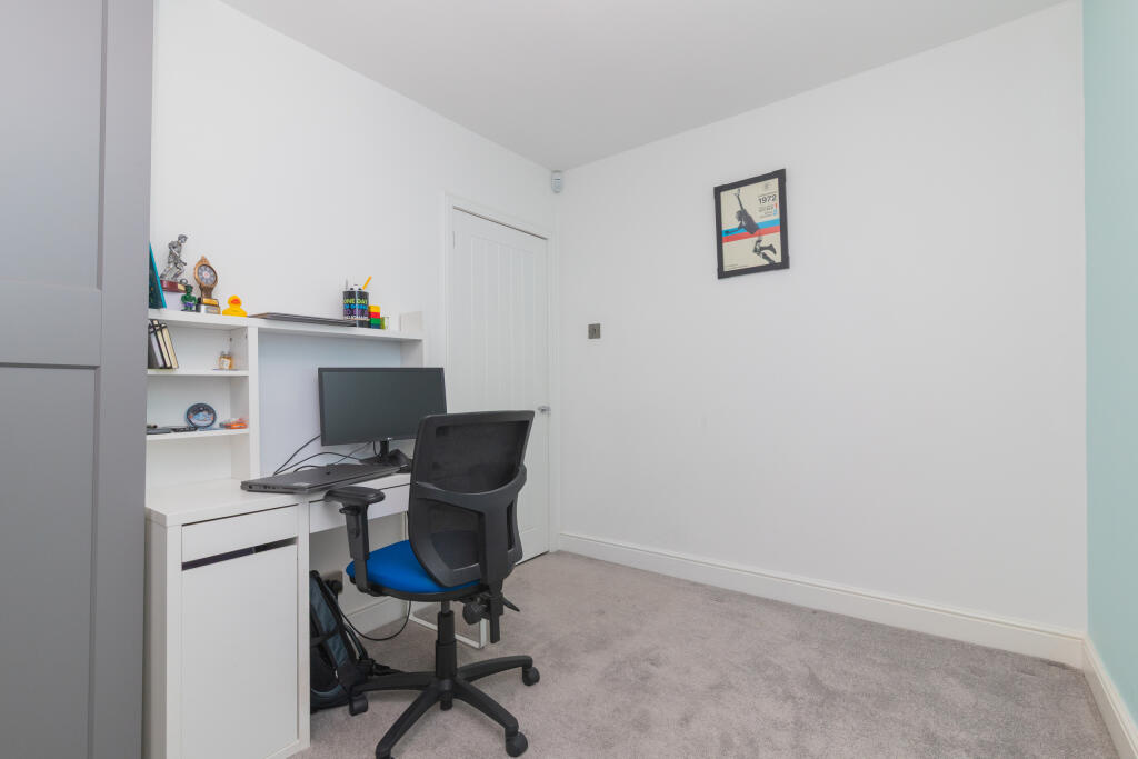 41 Kinpurnie Road, Paisley, PA1 2HG-32