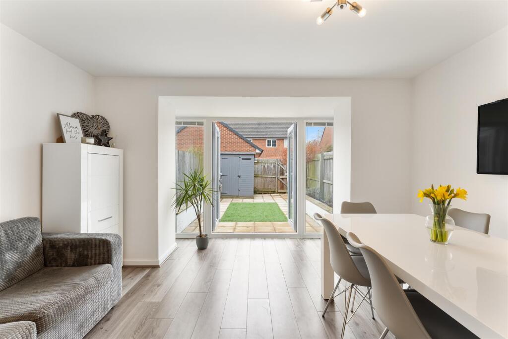 Open Plan Kitchen / Diner / Living Space
