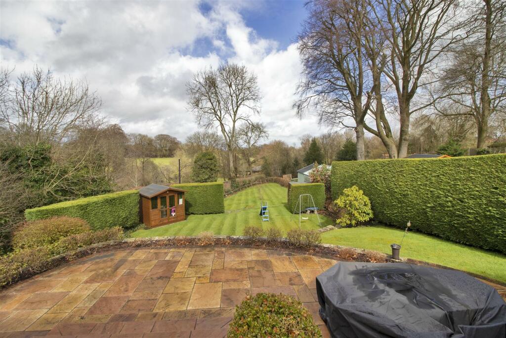 Aspect Over Rear Garden.jpg