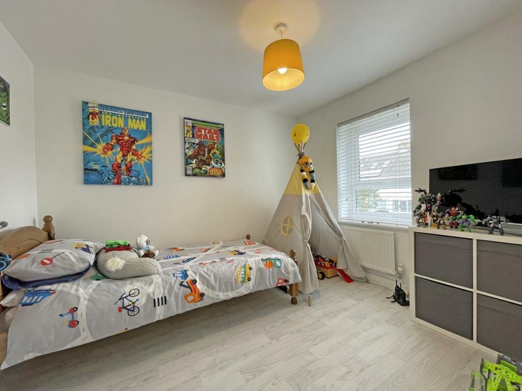 Efford Road 86 - Bed 2.jpg