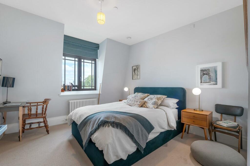 Bedroom.jpg
