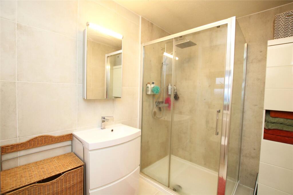 Cottage Shower Room