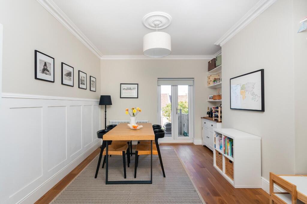 1W4R2BN - Dining Room B.jpg