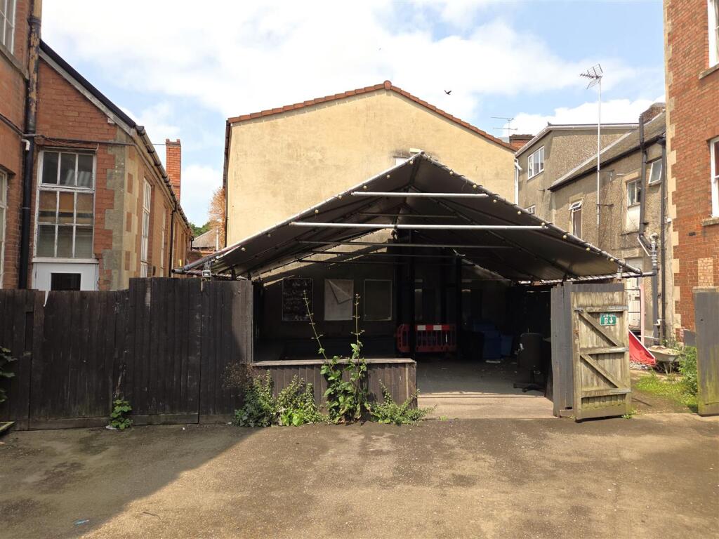 11 The Bridge - Courtyard.jpg