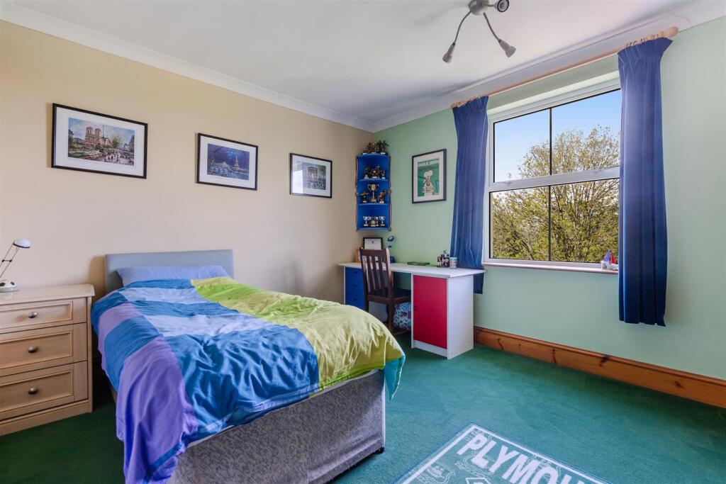 A24 - 14 Whitehill Road Newton Abbot - 250508.jpg