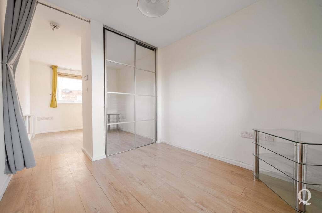 d7811173-b2b6-466...