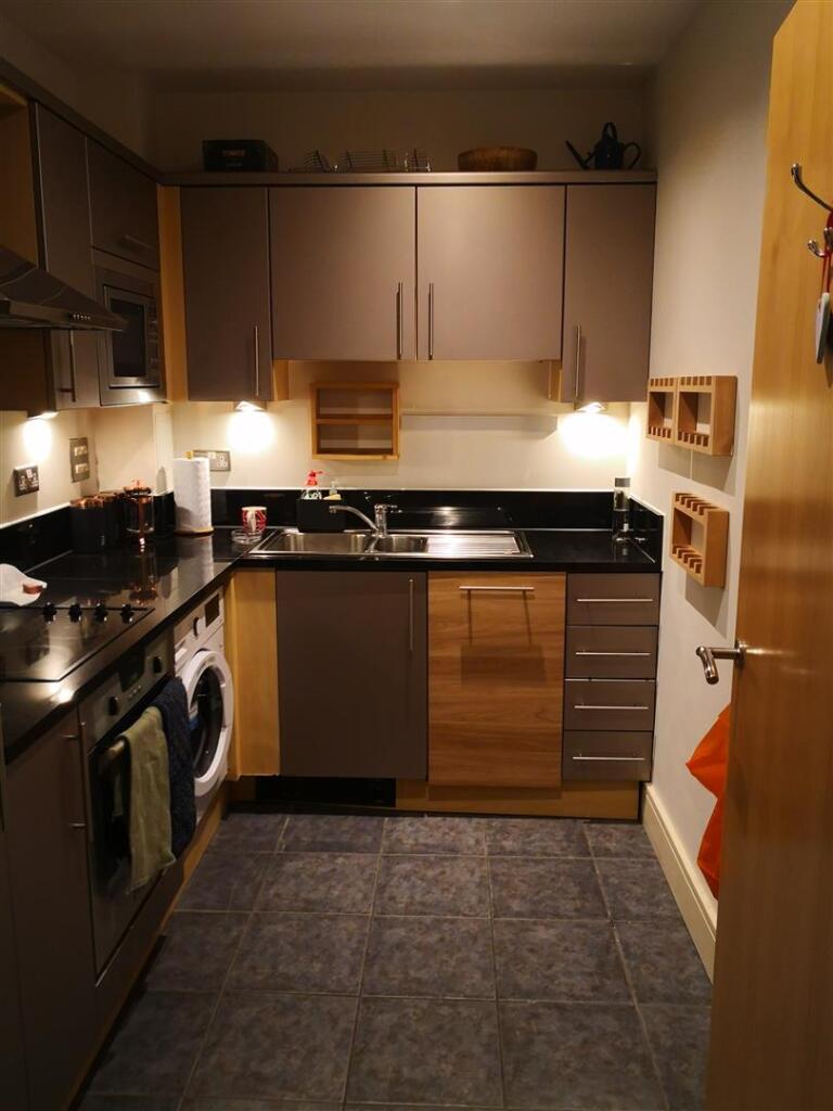 Kitchen2.jpeg