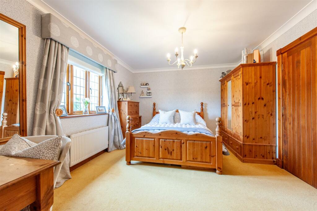 Bedroom 2..jpg