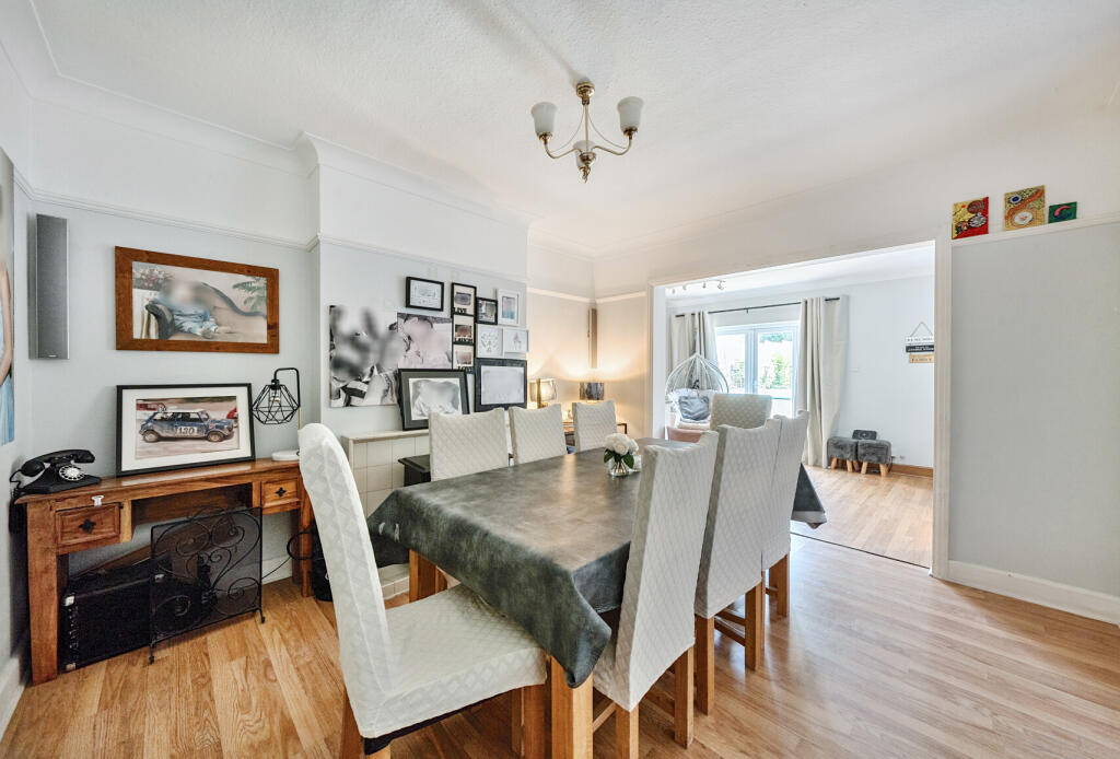 14-681b37a9496b2-...