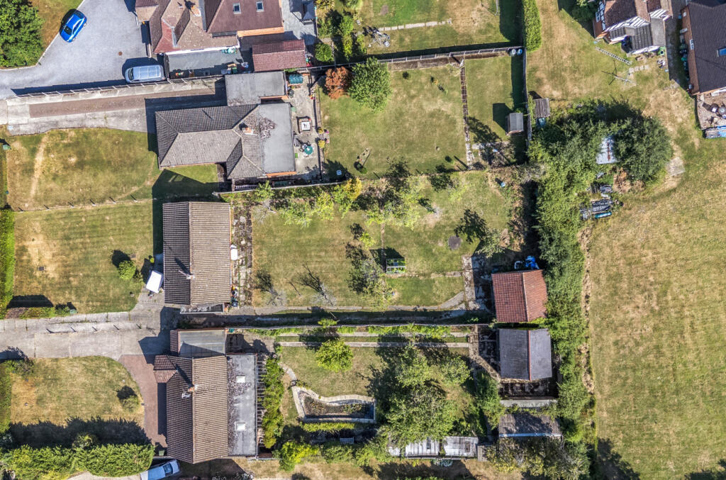 1319981-8-686e226...