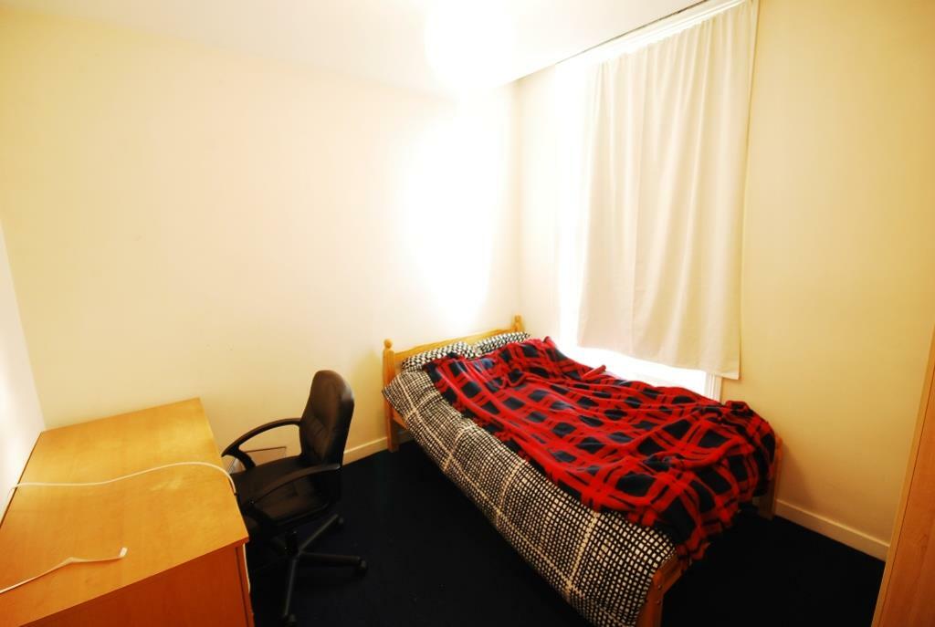 15 Fairfield Road07