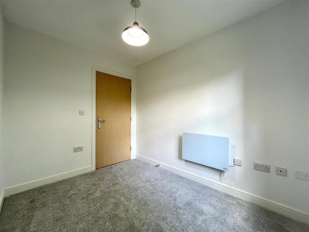 Bedroom 2 Aspect 3
