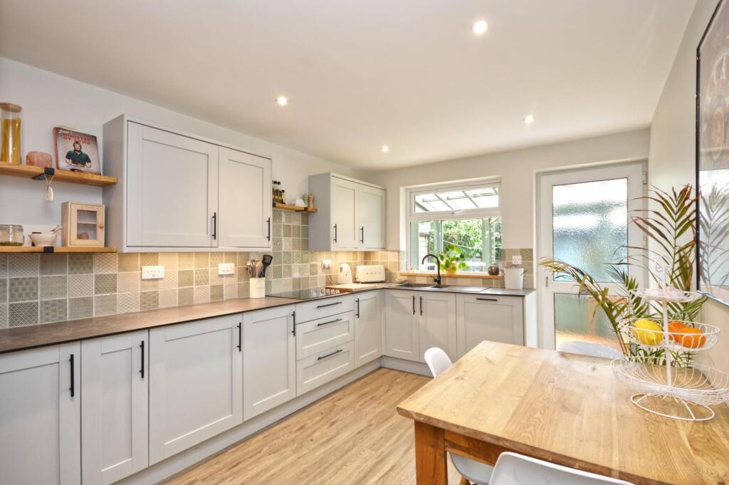 Kitchen/Breakfast Room