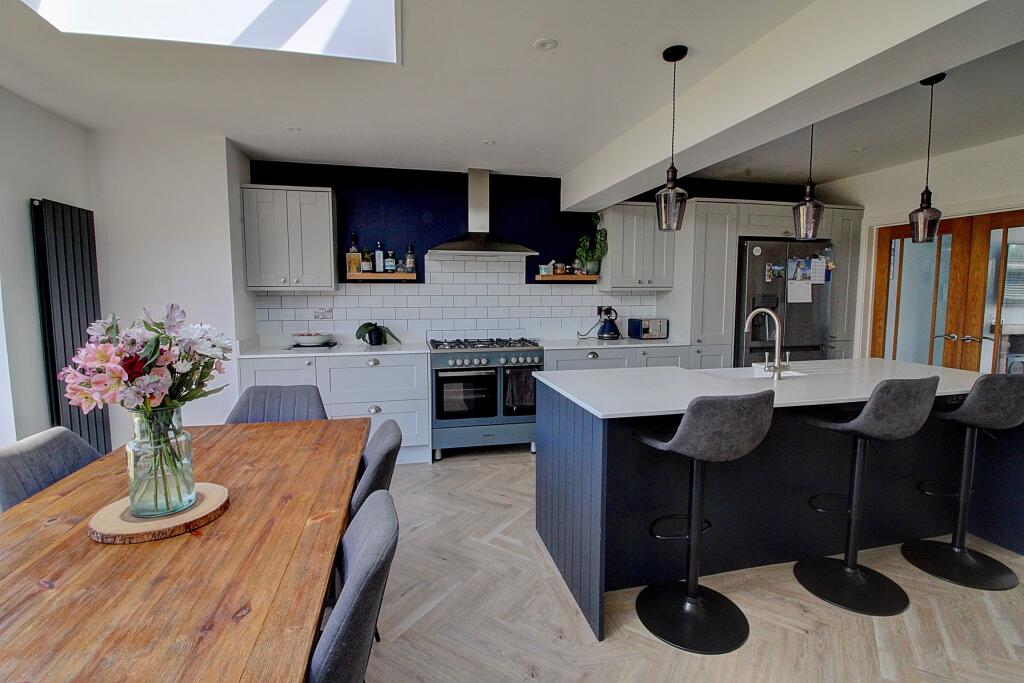 7. Living Dining Kitchen