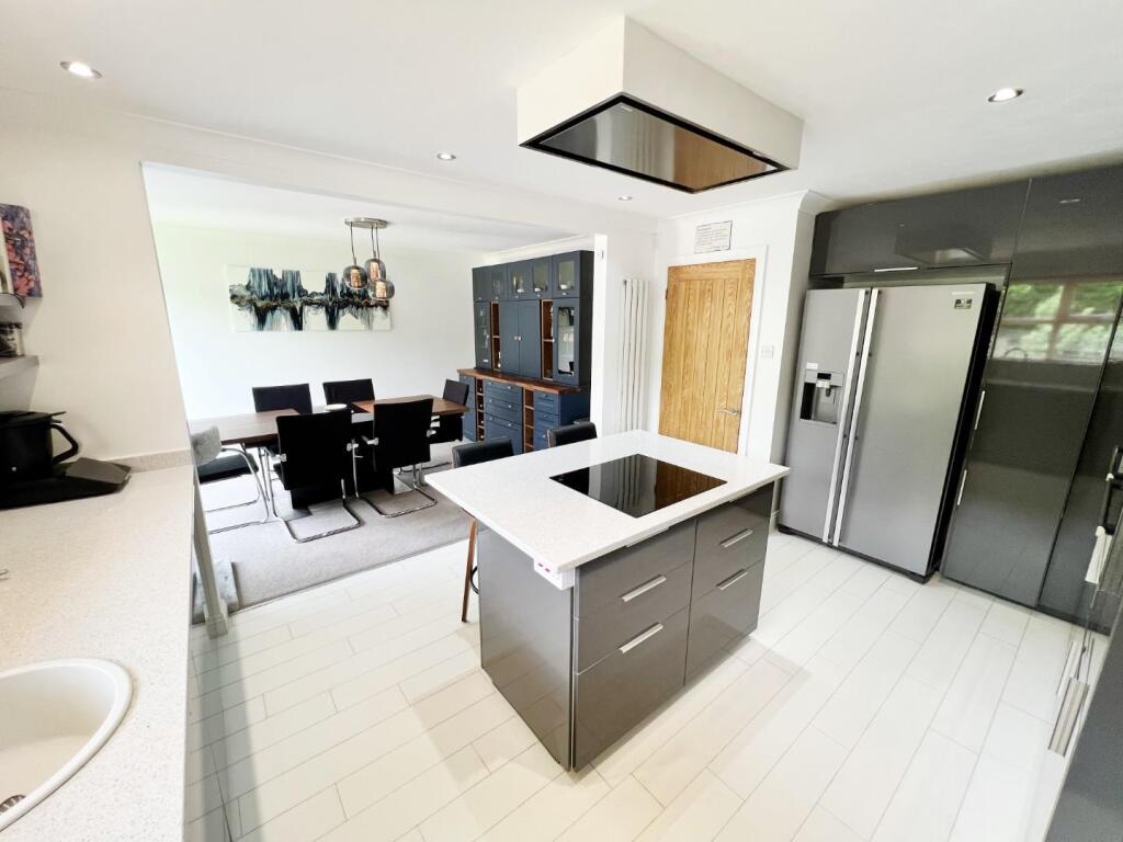 Kitchen / Diner
