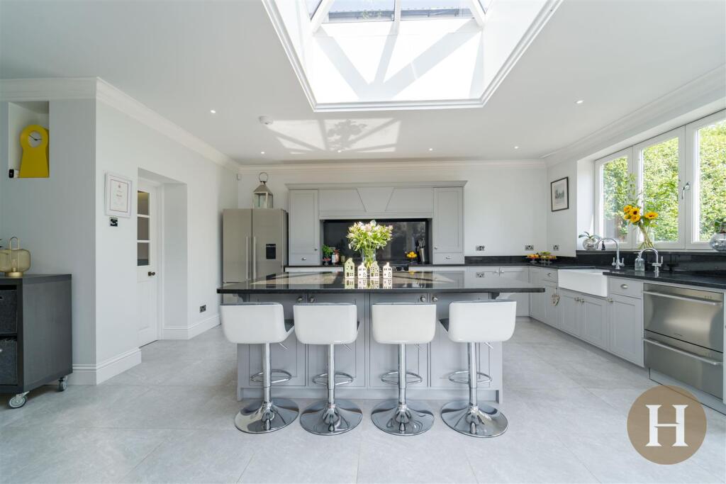 Hadleigh Estate Agents-52.jpg