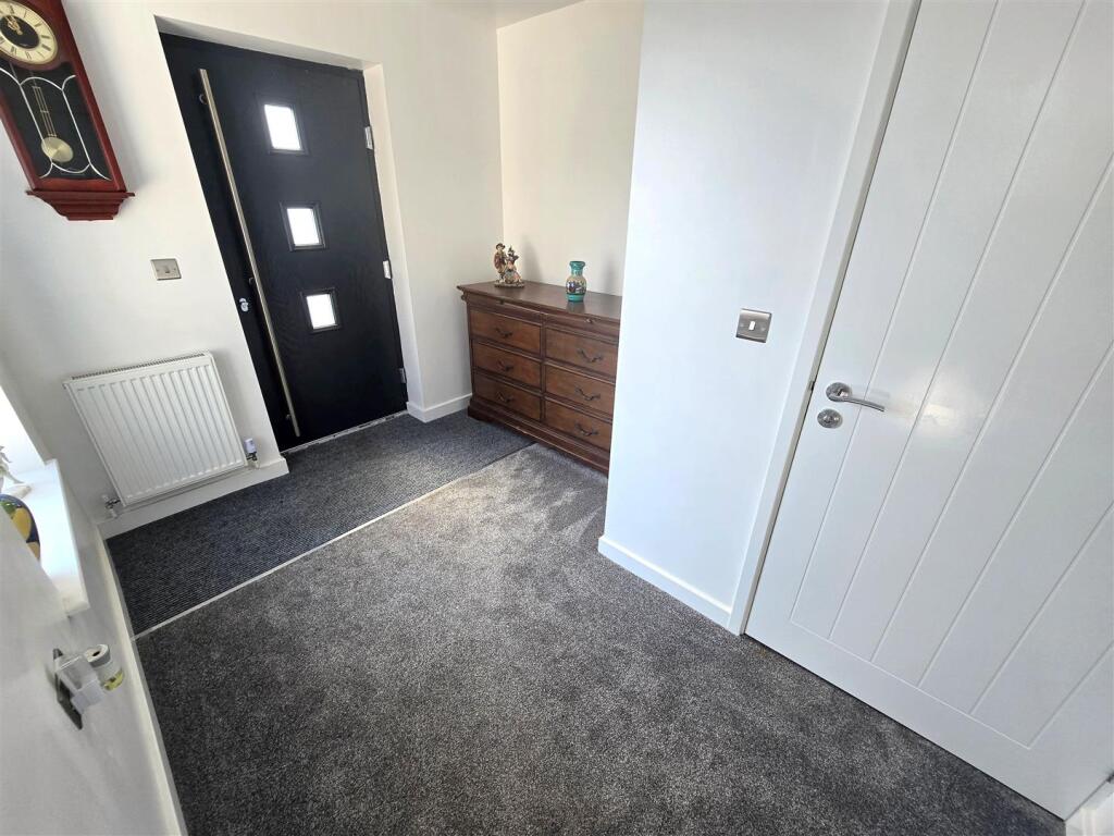 Bungalow Entrance Hall