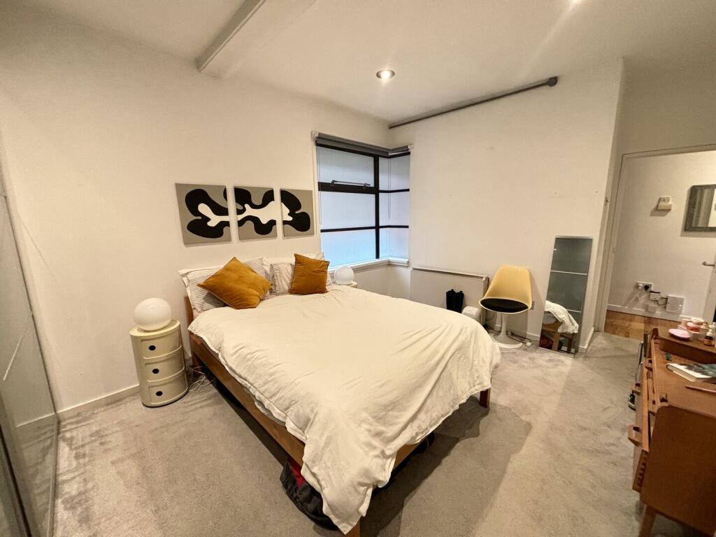 Bedroom (2)
