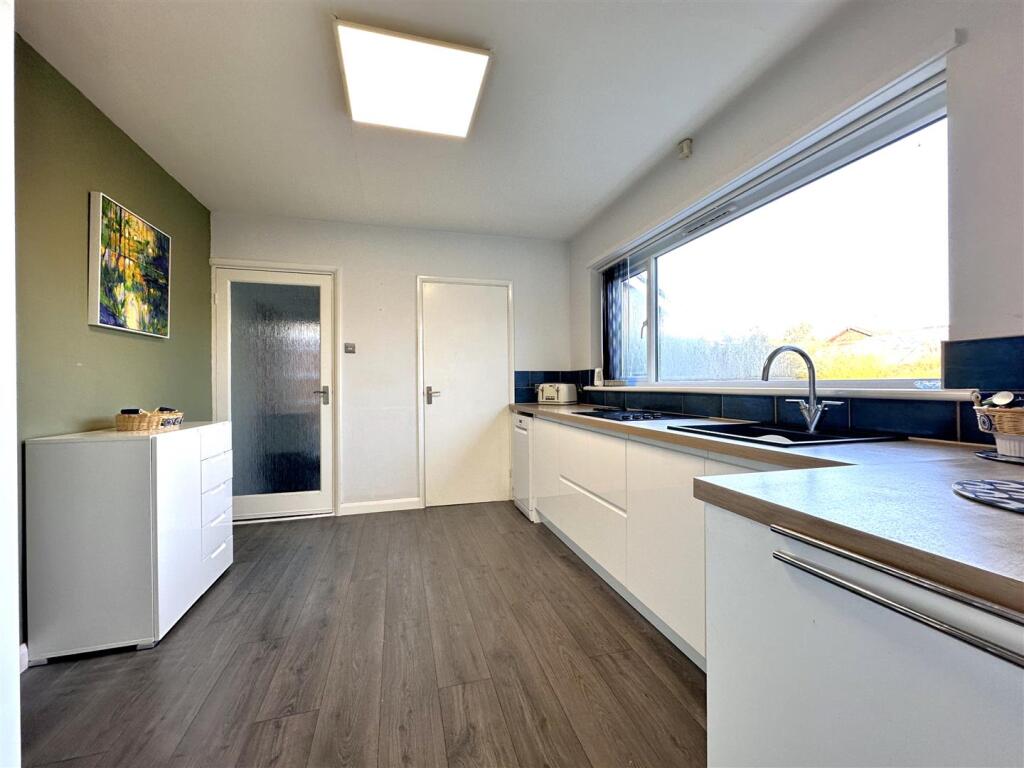 Stylish Kitchen 073