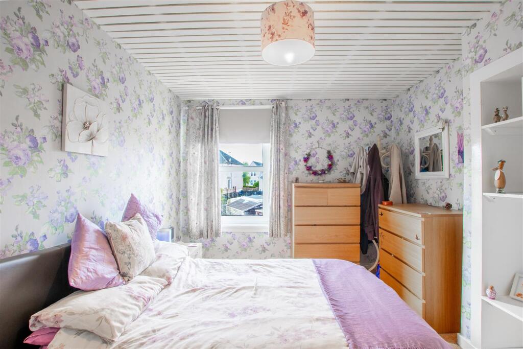 bedroom.two-1.jpg