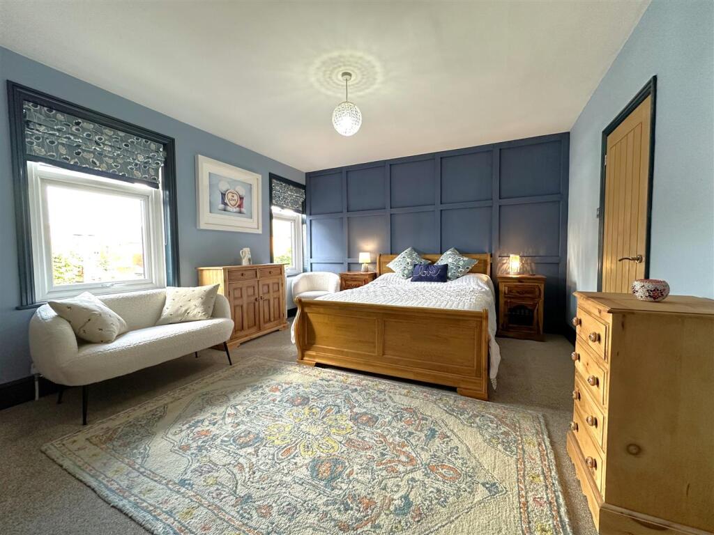 Copious Master Bedroom 166