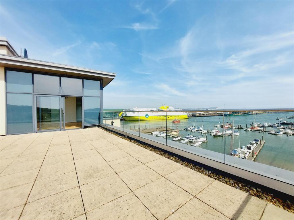 Garden Roof Terrace Views