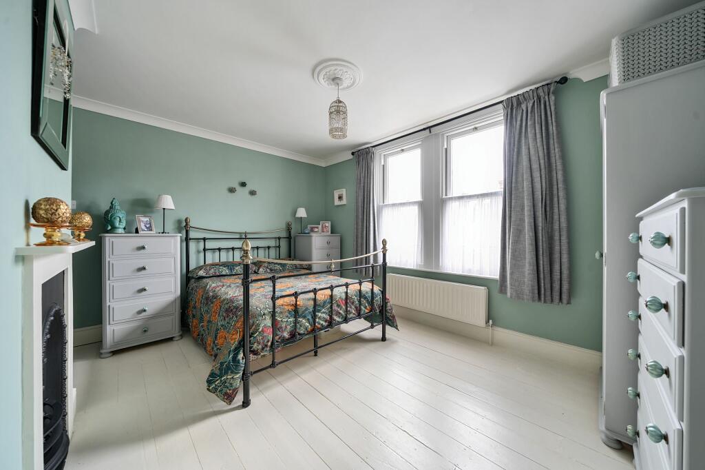 Main Bedroom (1)