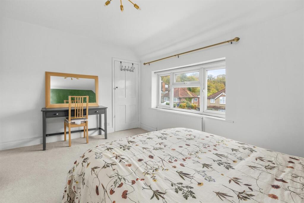 199 Totteridge Rd, HP13 7LE-4.jpg