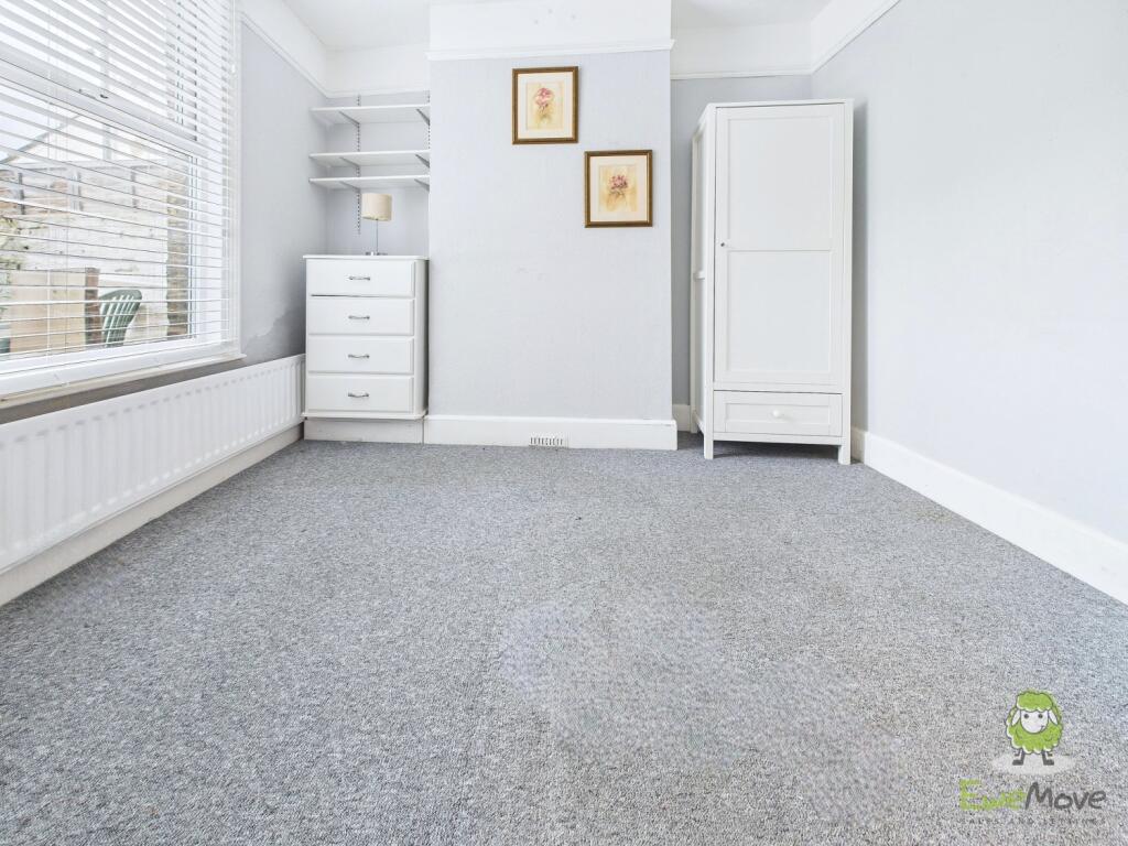 CAM01543G0-PR0162-STILL018