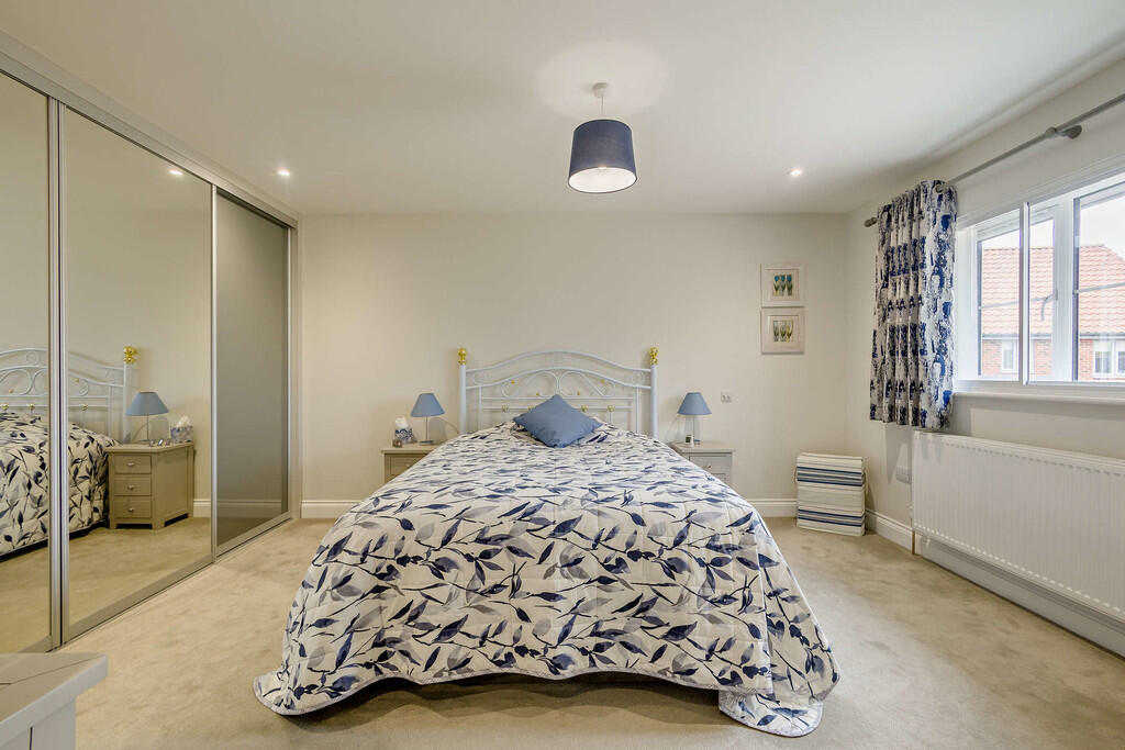 8654798-interior1...