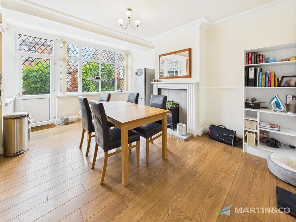 CAM02318G0-PR0475...