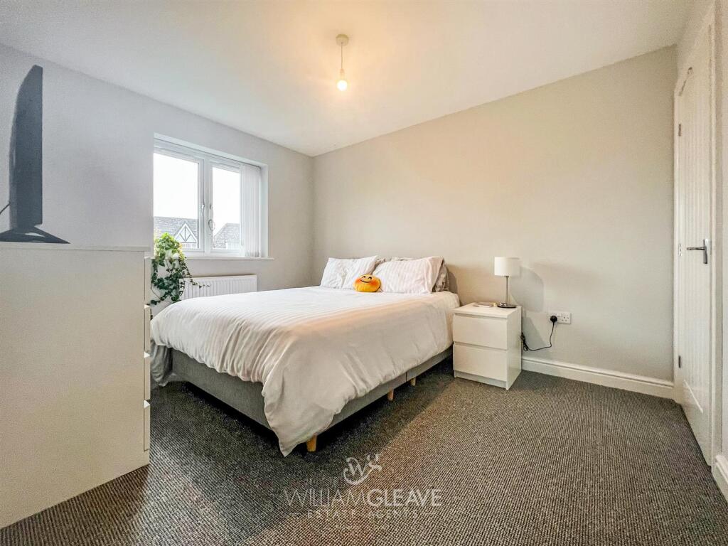 Main bedroom.jpg
