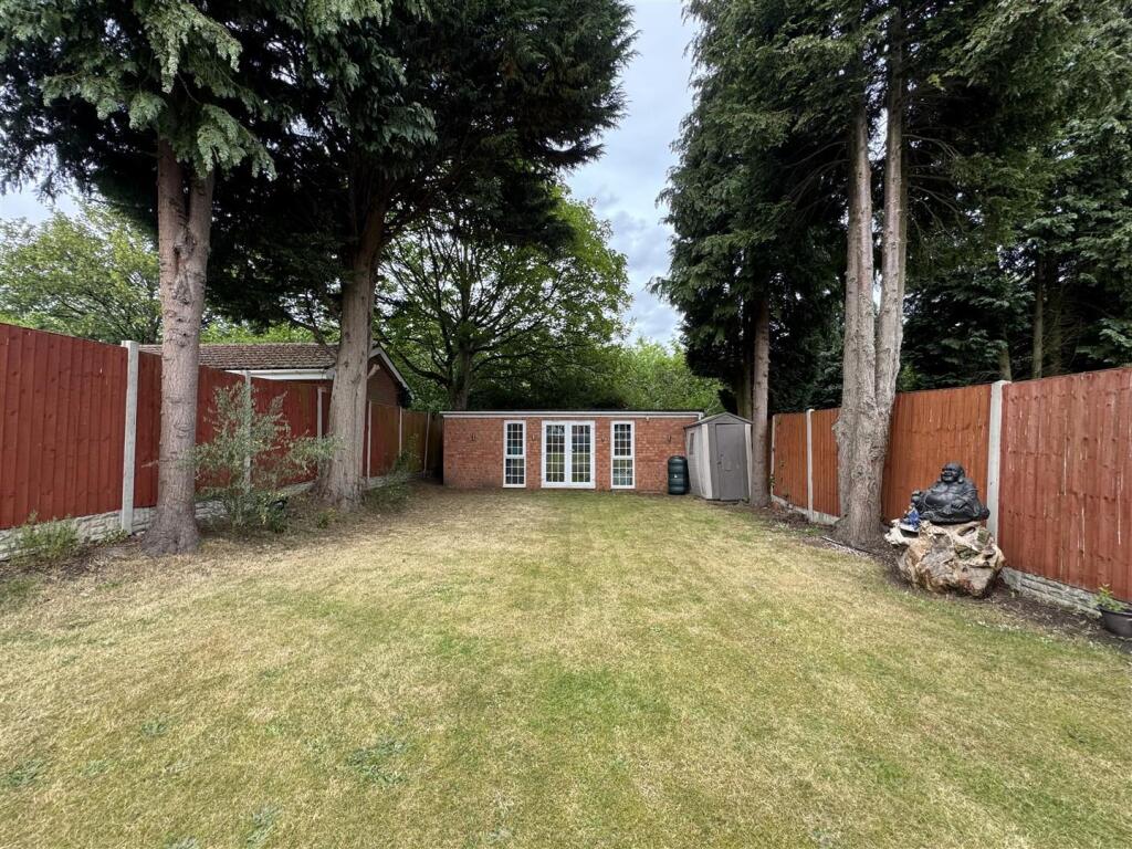 IMG_1638 (Large).JPG