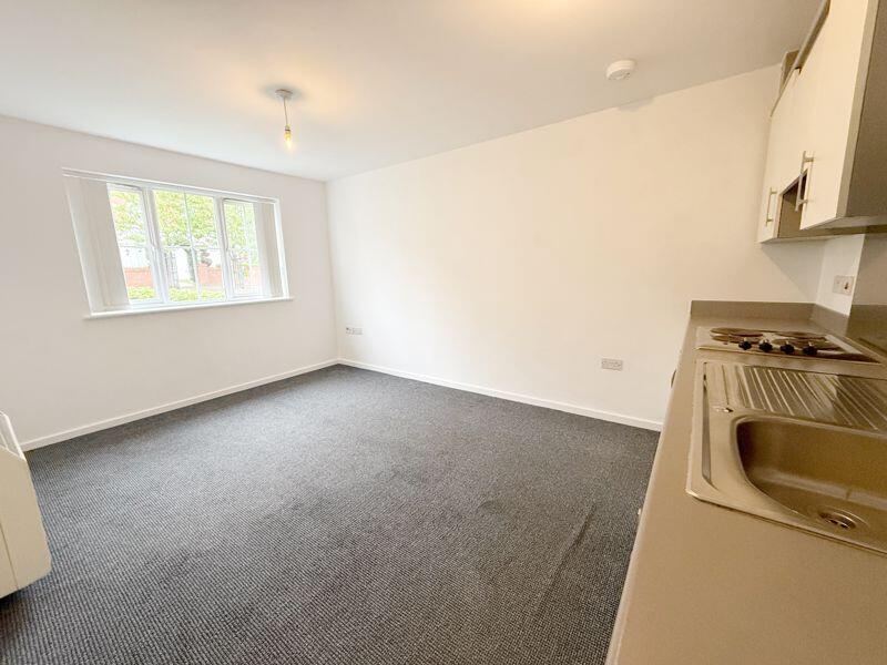 Lounge / Kitchen