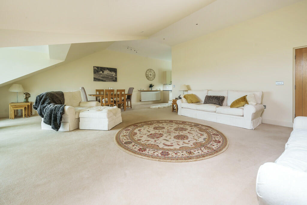 Spacious Lounge