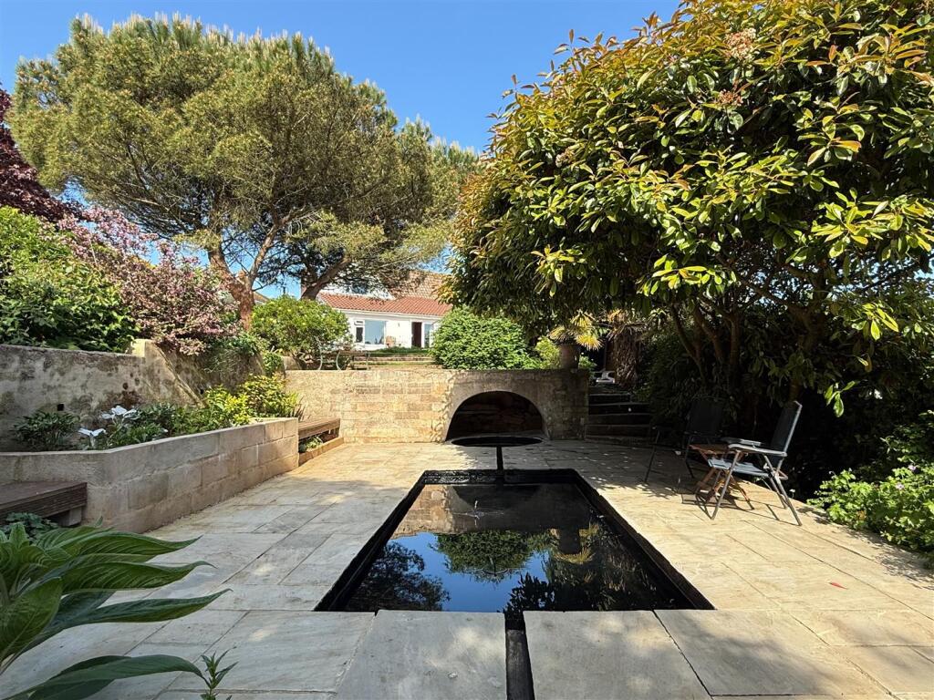 Mediteranean Reflecting Pool (2).JPG