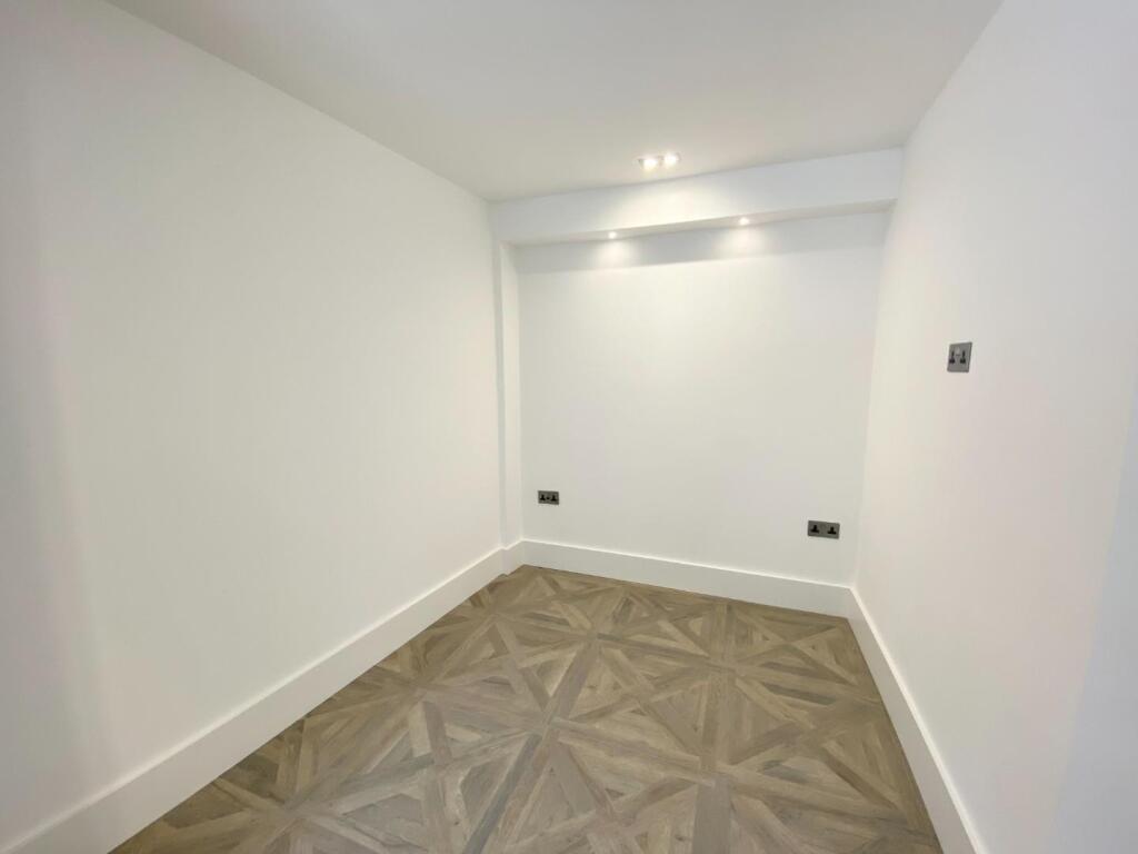 image00010.jpeg