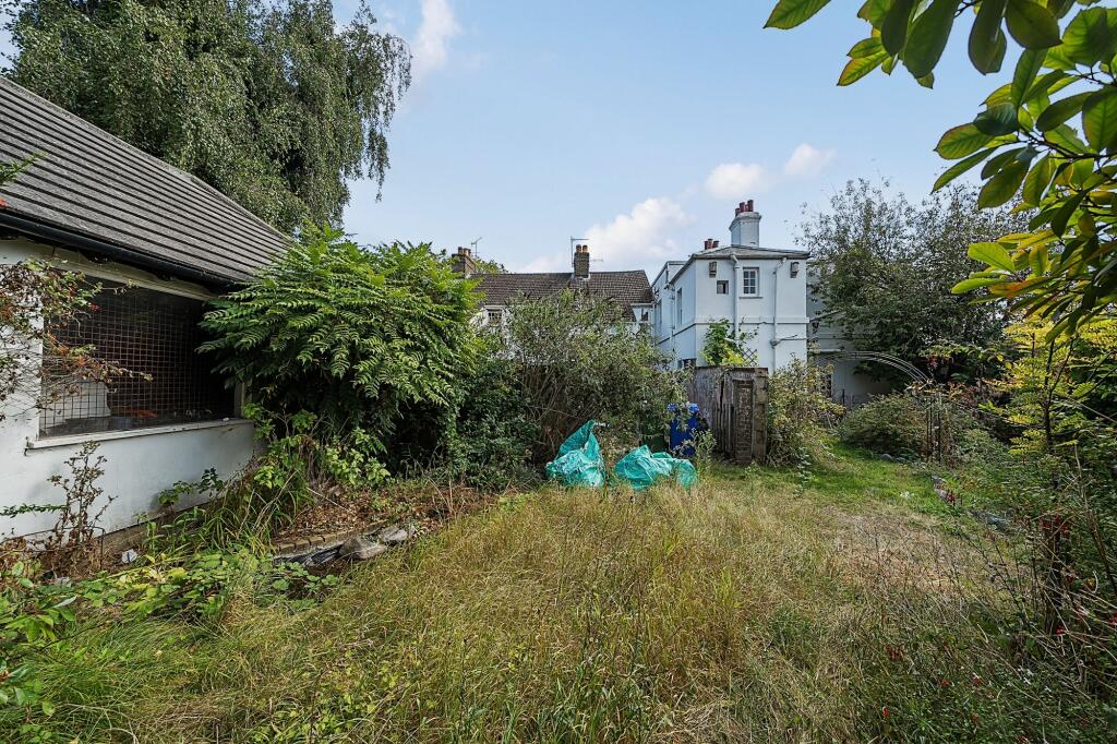 Garden (4)