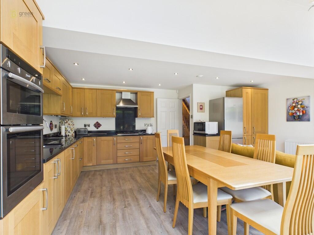 CAM03830G0-PR0180...