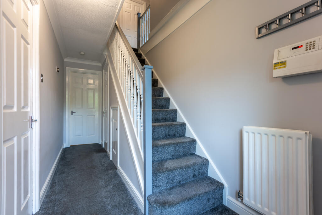 Robinson-David-Estate-Agents-Gloucester-Cherringto