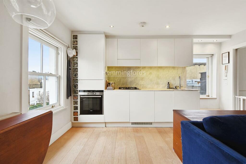 12-5f3aGCHMF - Flat 4 50 De Beauvoir Road - Recept