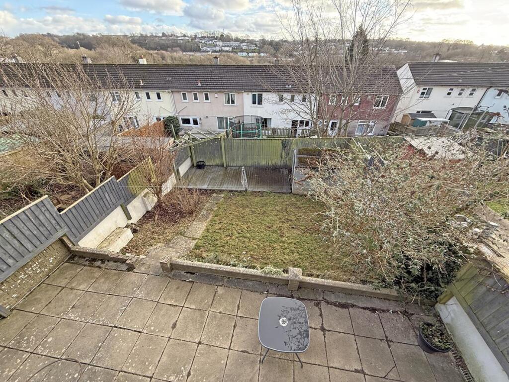 Chaucer Way 94 - Garden View.jpg