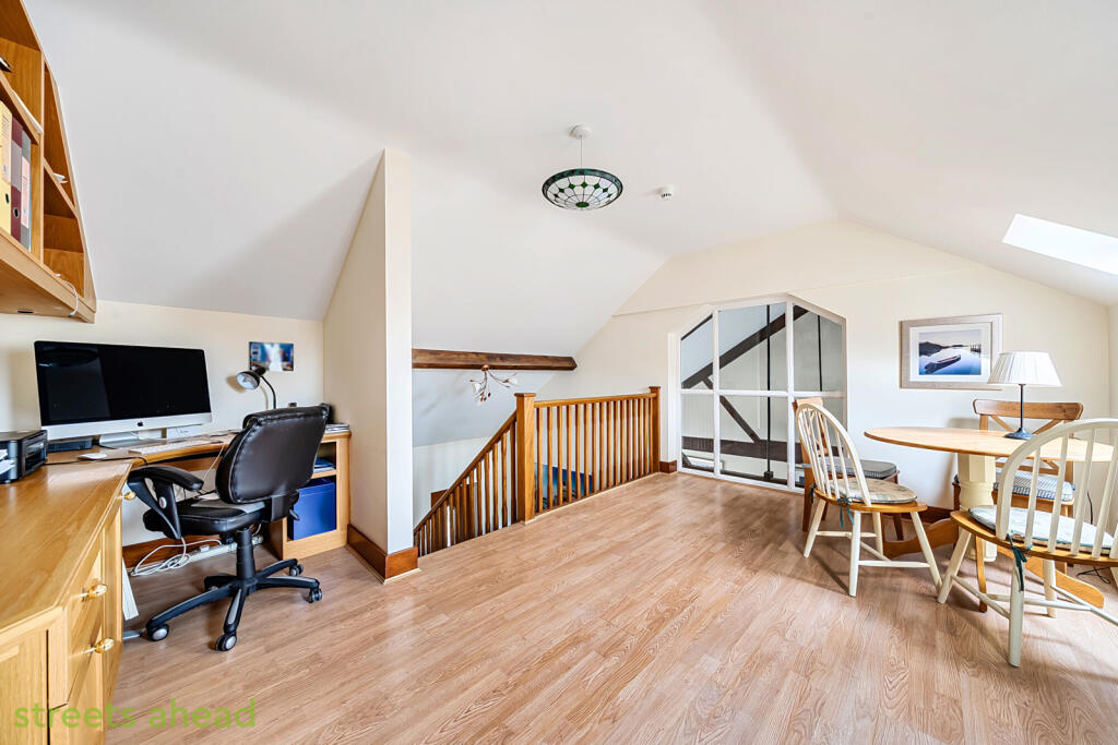 ce6b93d0-0f6f-44d...