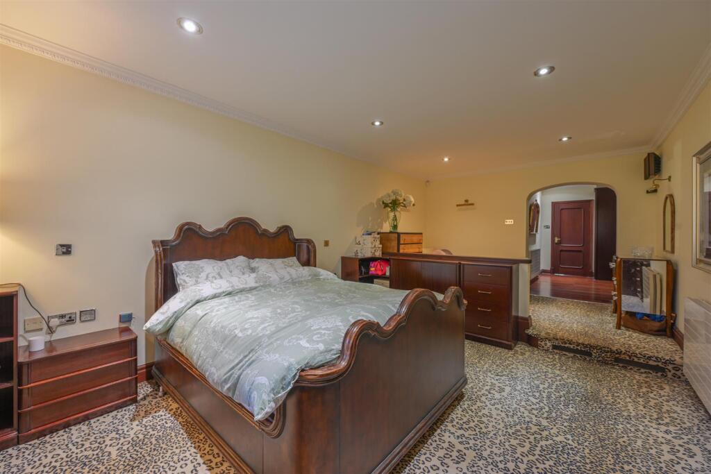 Court Manor (18 of 60).jpg