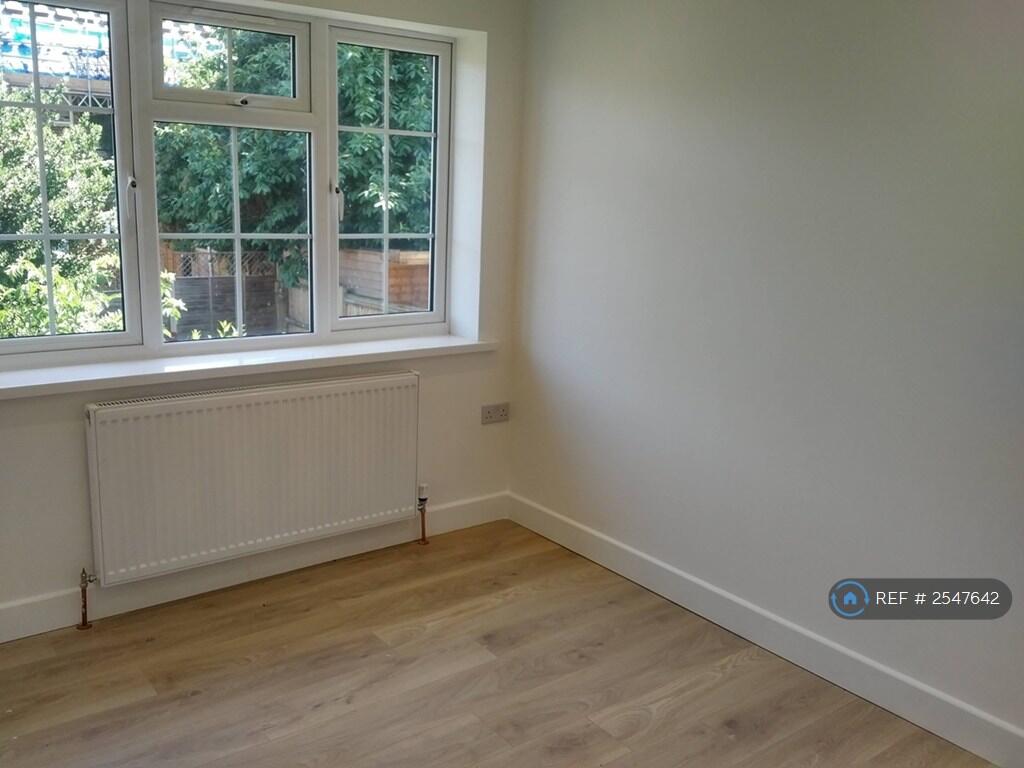 Double Bedroom 2  
