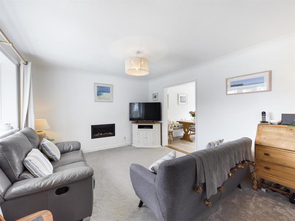37 Penmere Drive Lounge
