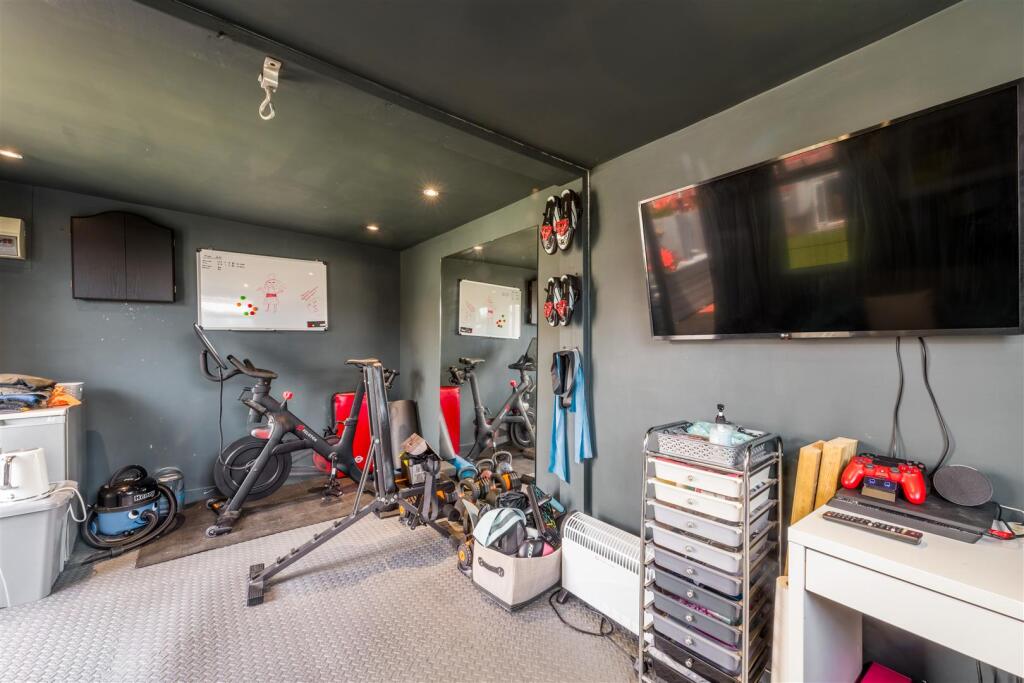 14 Upper Kingston Lane-38.jpg