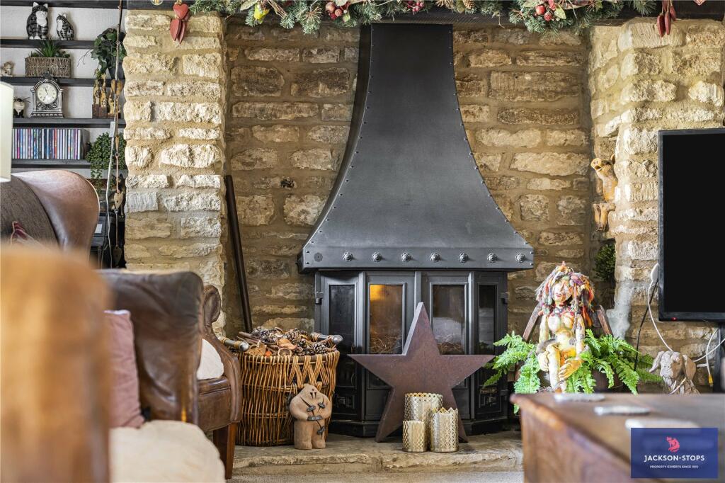 Fireplace Sitting Rm