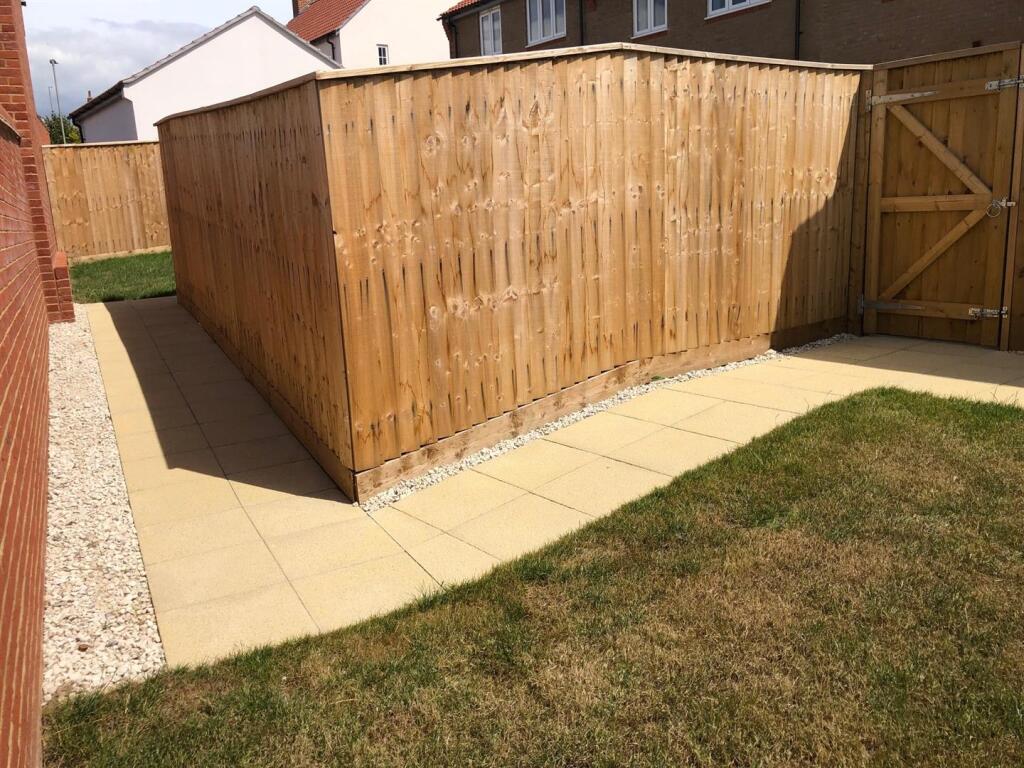 Plot 163 Garden 2.jpg