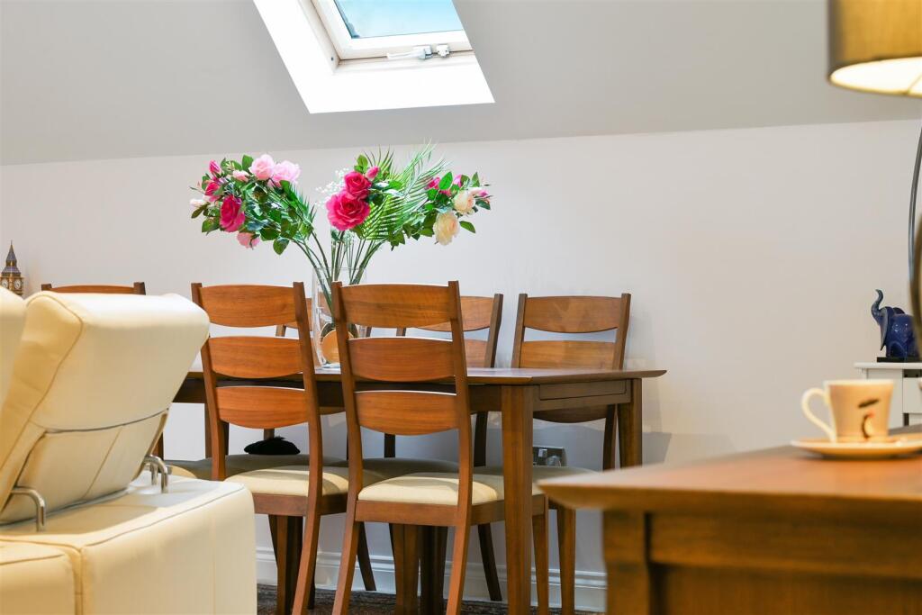 LONG ORCHARDS, FLAT 10- (29).jpg